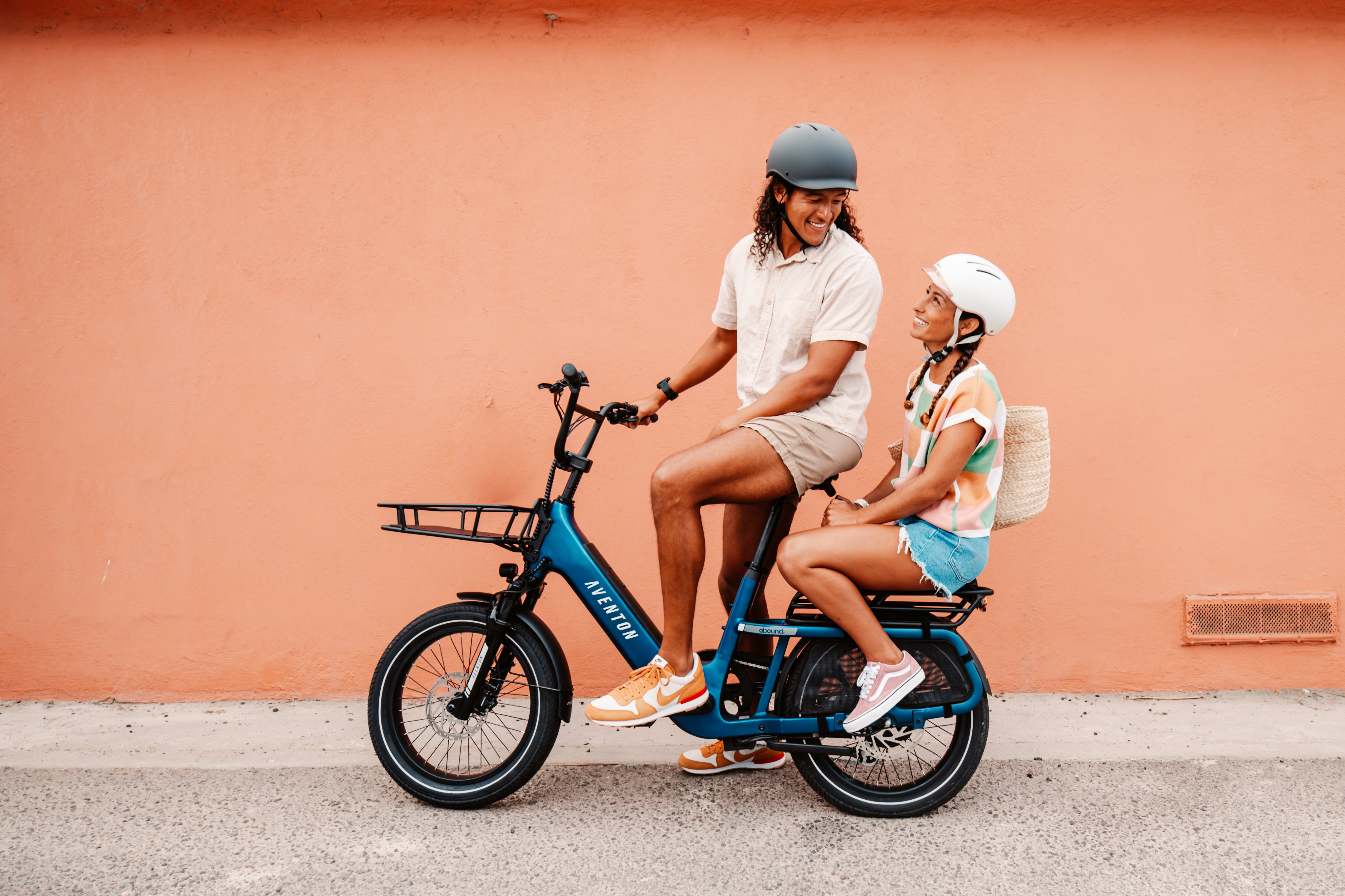 Aventon Abound SR cargo ebike in cobalt available at CyclErie in Erie, CO.