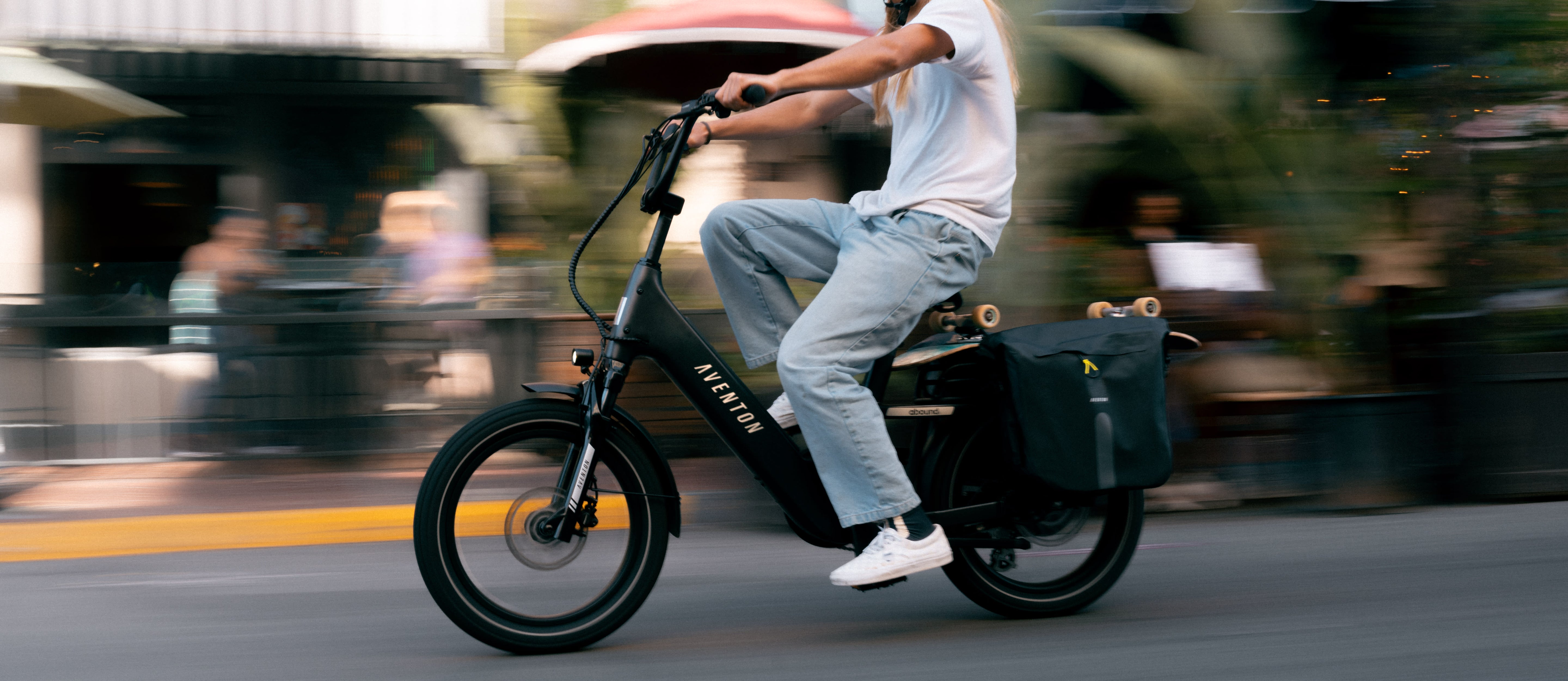 Aventon Abound SR cargo ebike in stealth black available at CyclErie in Erie, CO.