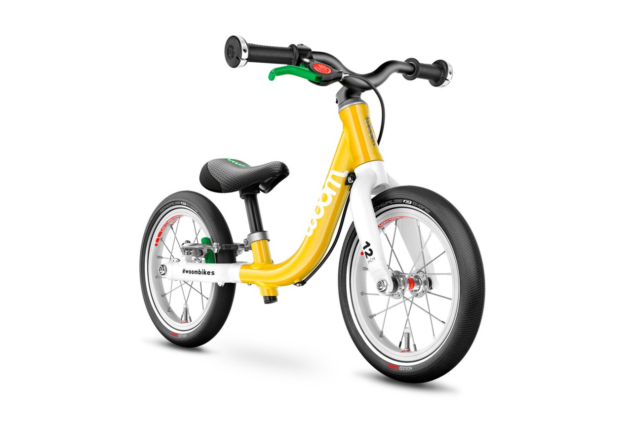 woom バランスバイク 12インチ 緑・白　アメリカ購入　新品46000円 woom バランスバイク 12インチ 緑・白 アメリカ購入