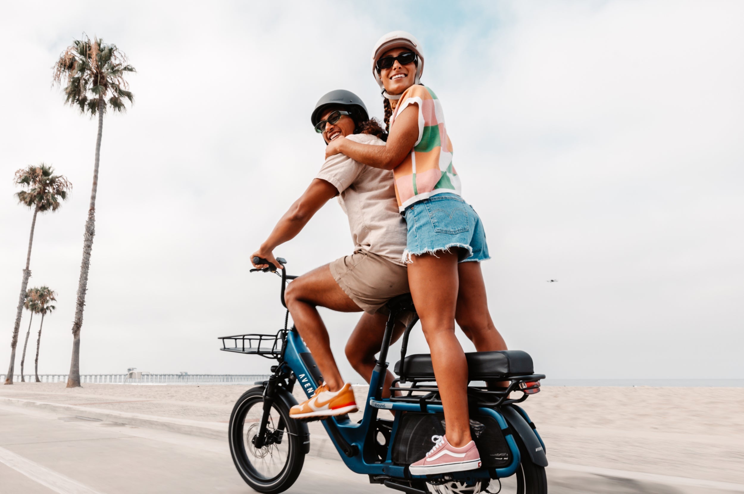 Aventon abound SR with rear pegs now available at CyclErie bike shop in Erie, CO. Tax credit available to colorado residents.